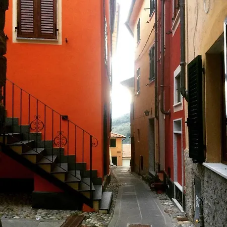 Casa Morellini * Ortonovo